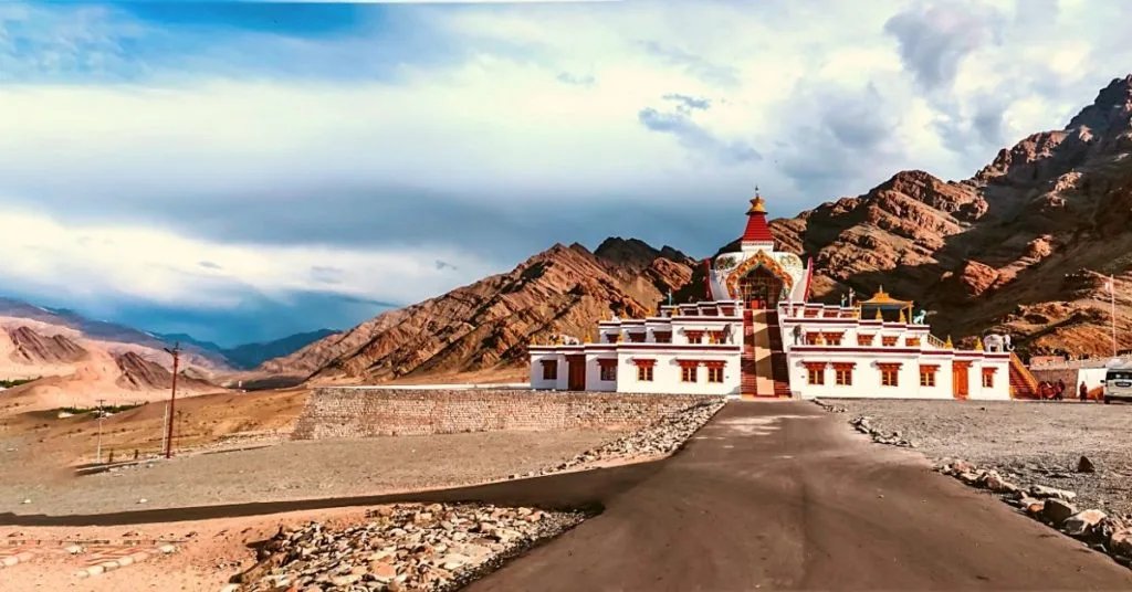 Leh Ladakh Sightseeing Tour Package