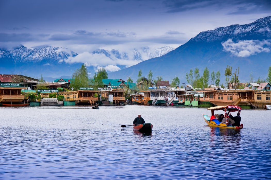 Highlights of Kashmir | FREE Shikara Ride on Dal Lake